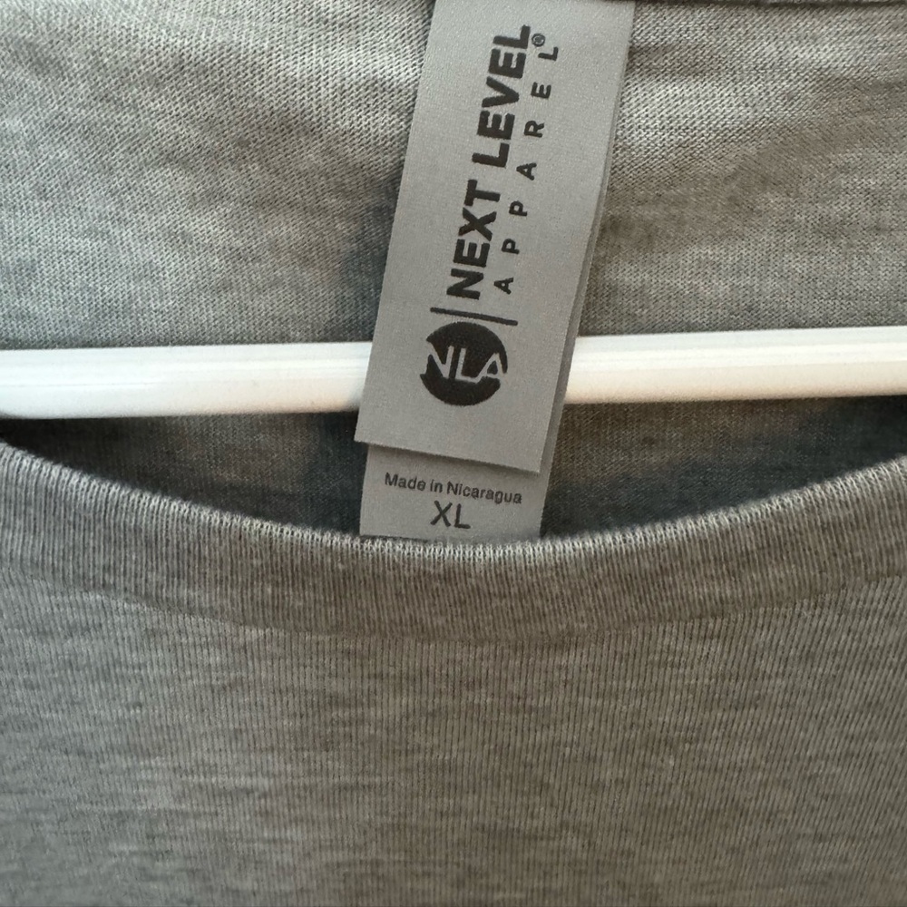 University of Florida Gray T-Shirt with Orange and Blue Alpha omicron Pi XL - Picture 3 of 4